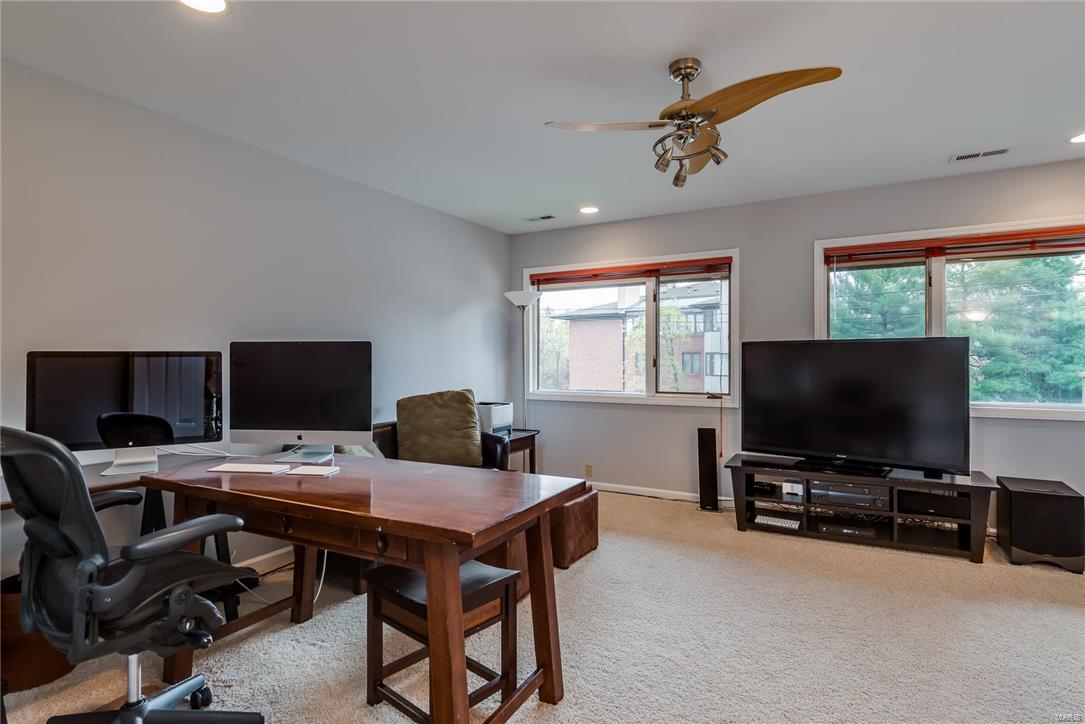 Kingsbury Terrace Condo - Residential