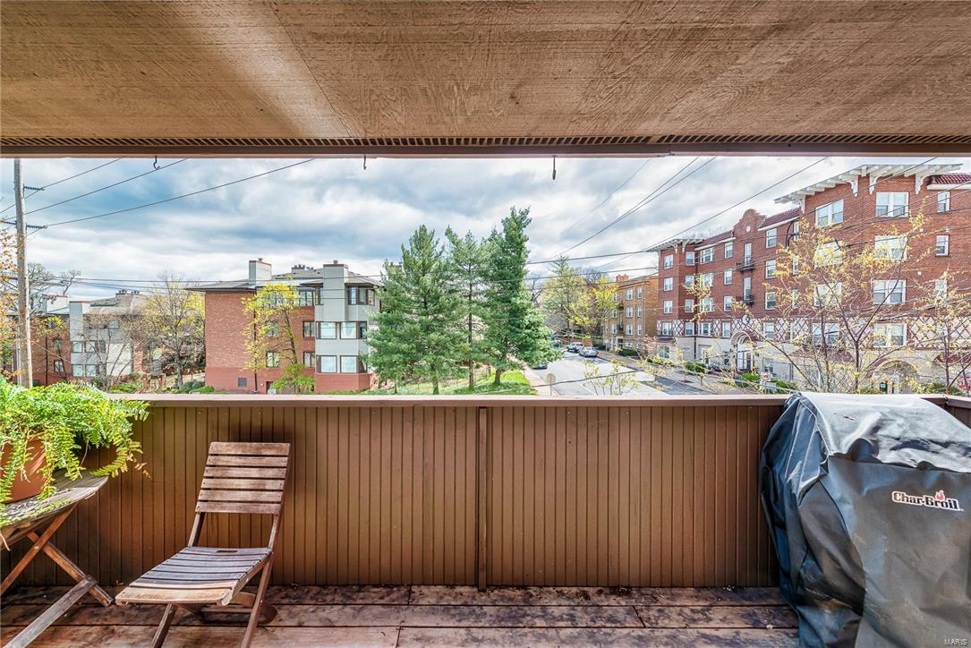 Kingsbury Terrace Condo - Residential