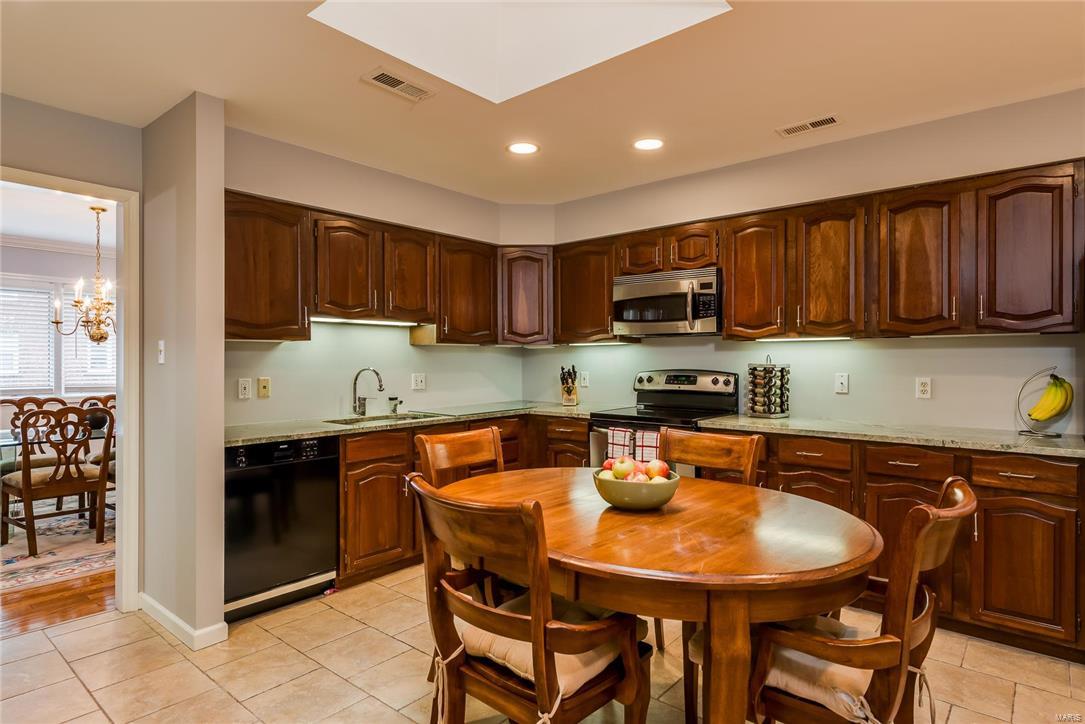 Kingsbury Terrace Condo - Residential