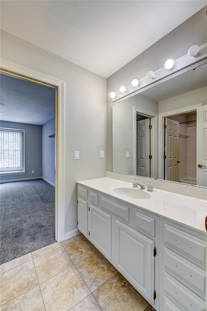 Thousand Oaks Five - Residential