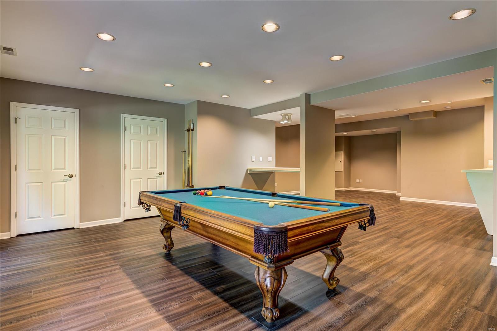 Thousand Oaks Five - Residential
