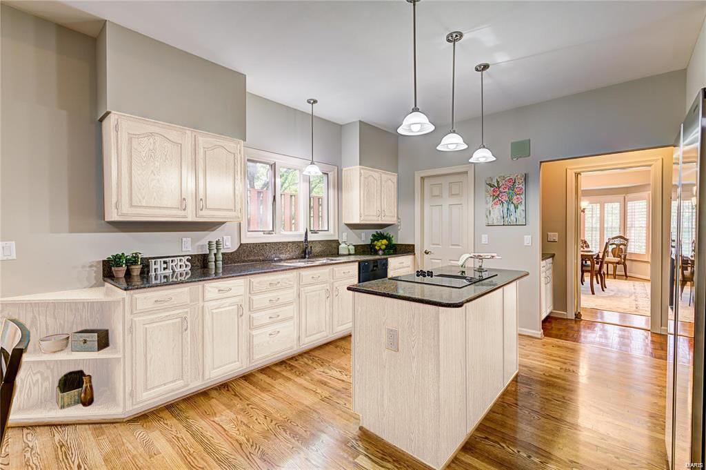 Thousand Oaks Five - Residential