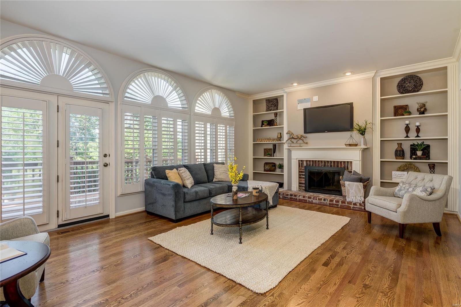 Thousand Oaks Five - Residential