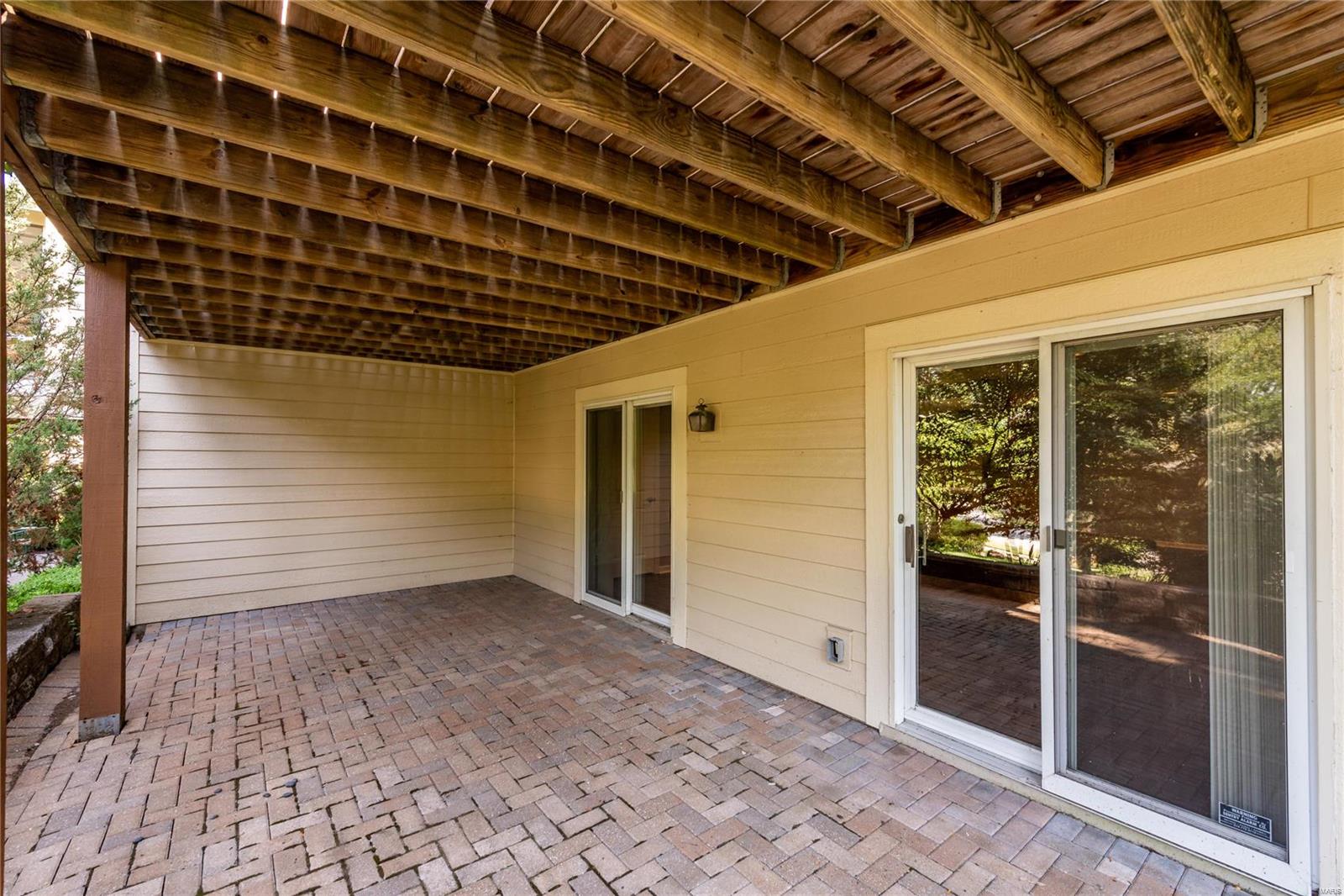 Thousand Oaks Five - Residential