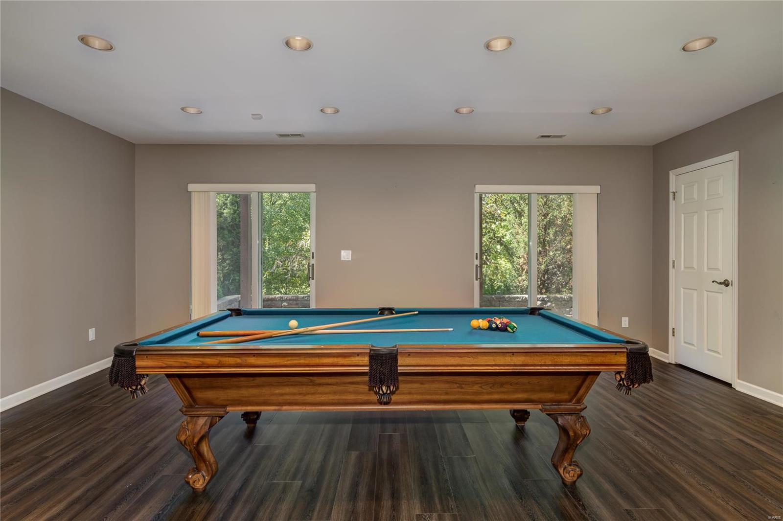 Thousand Oaks Five - Residential