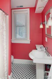 Alonzo K Floridas Sub In East Kirkwood - Residential