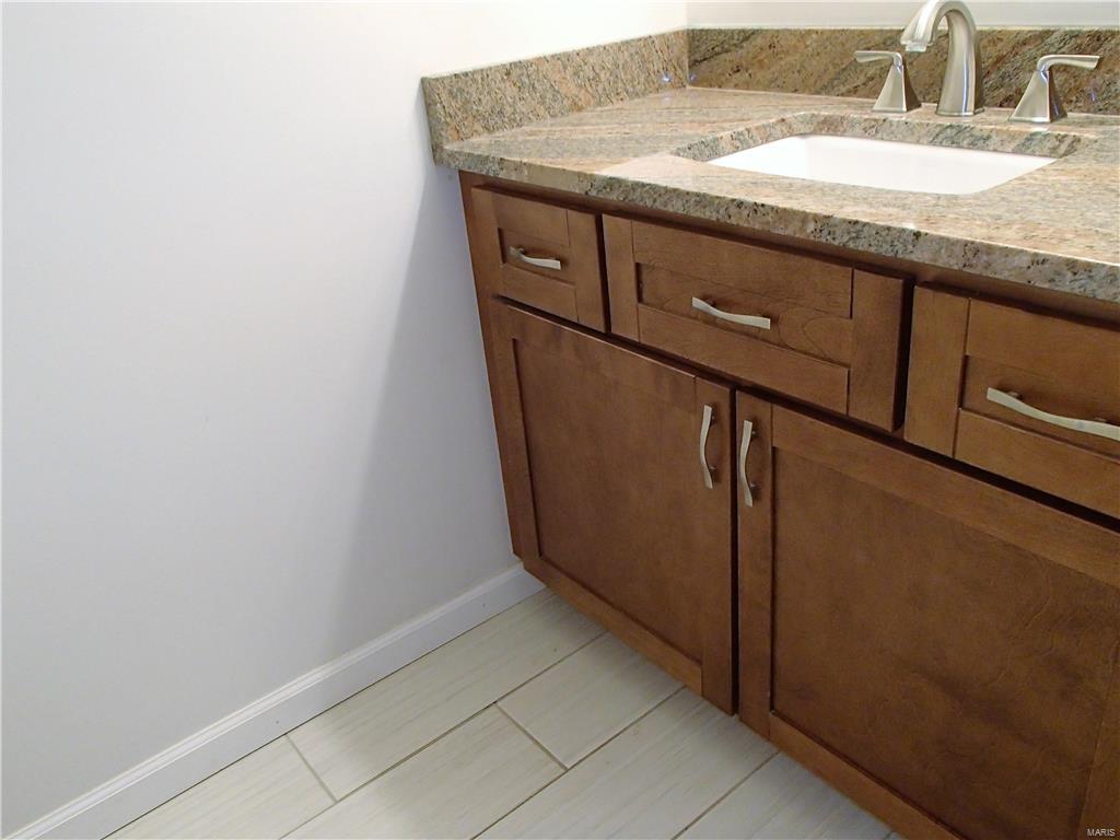 First Flr Waterman Condo Pla - Residential