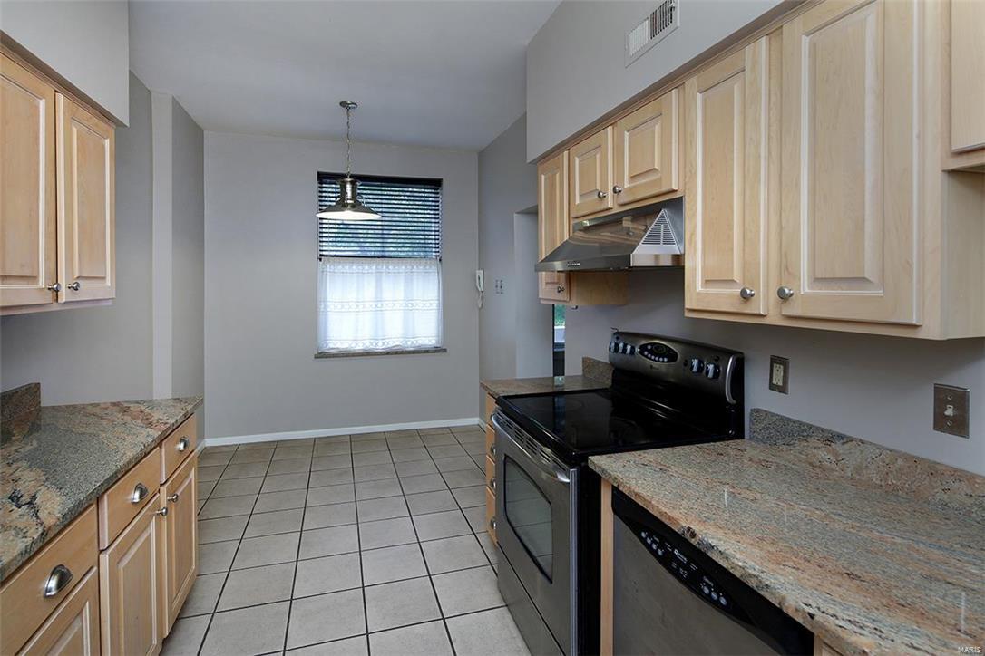 First Flr Waterman Condo Pla - Residential