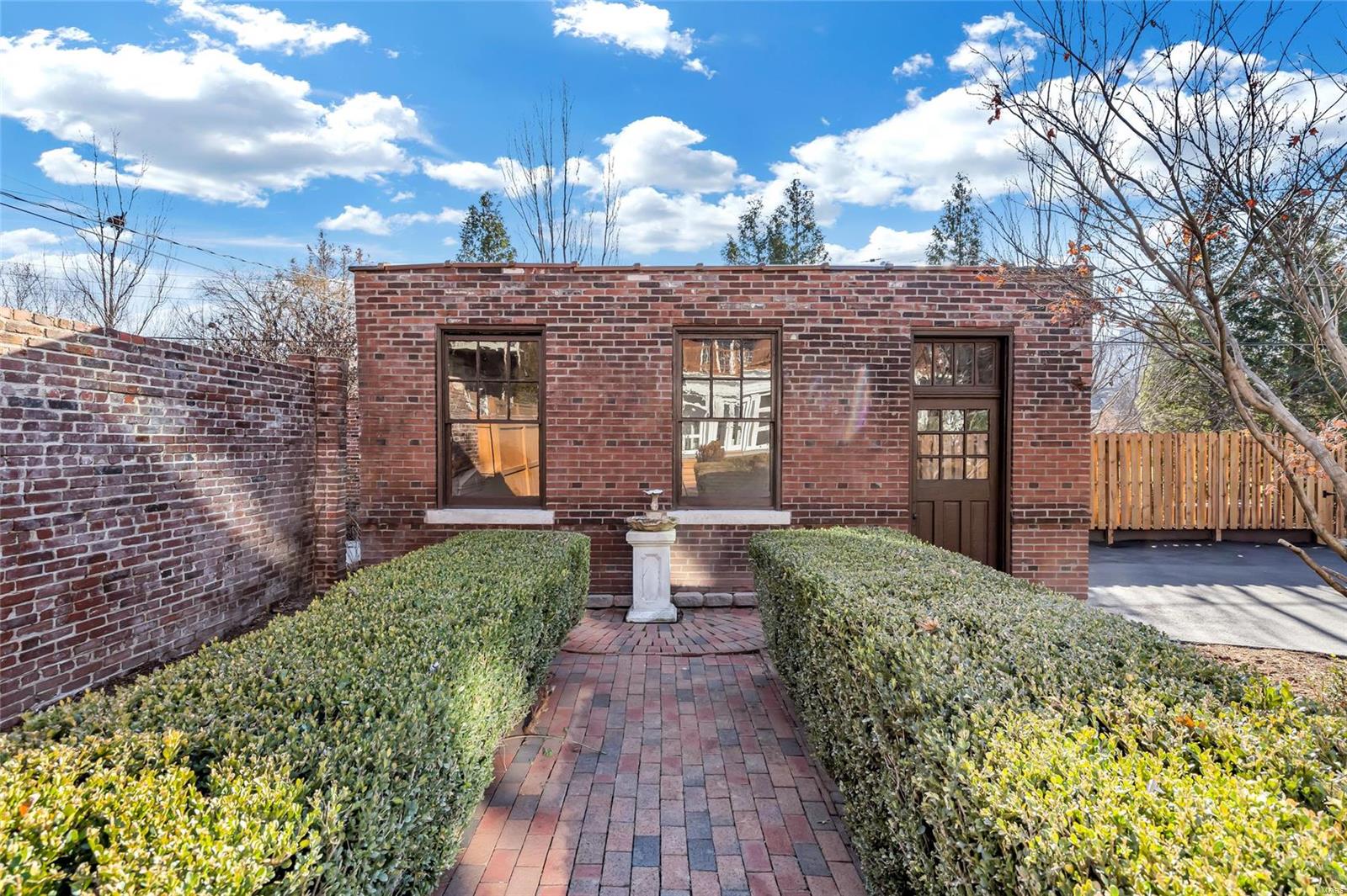 City/St Louis - Residential