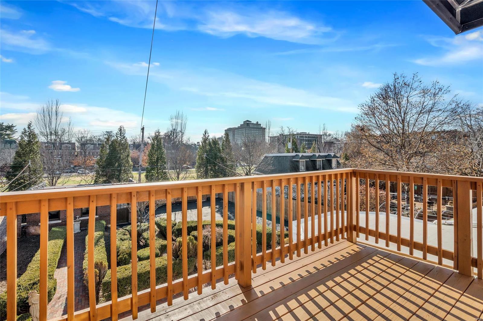 City/St Louis - Residential