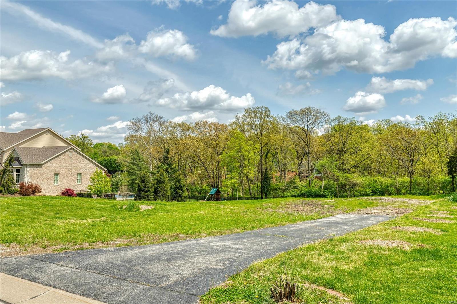 Town and Country Manor Add1 - Land