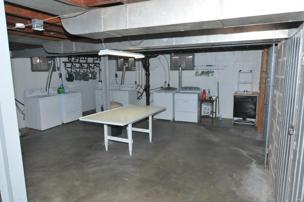 North McKnight - Residential Lease