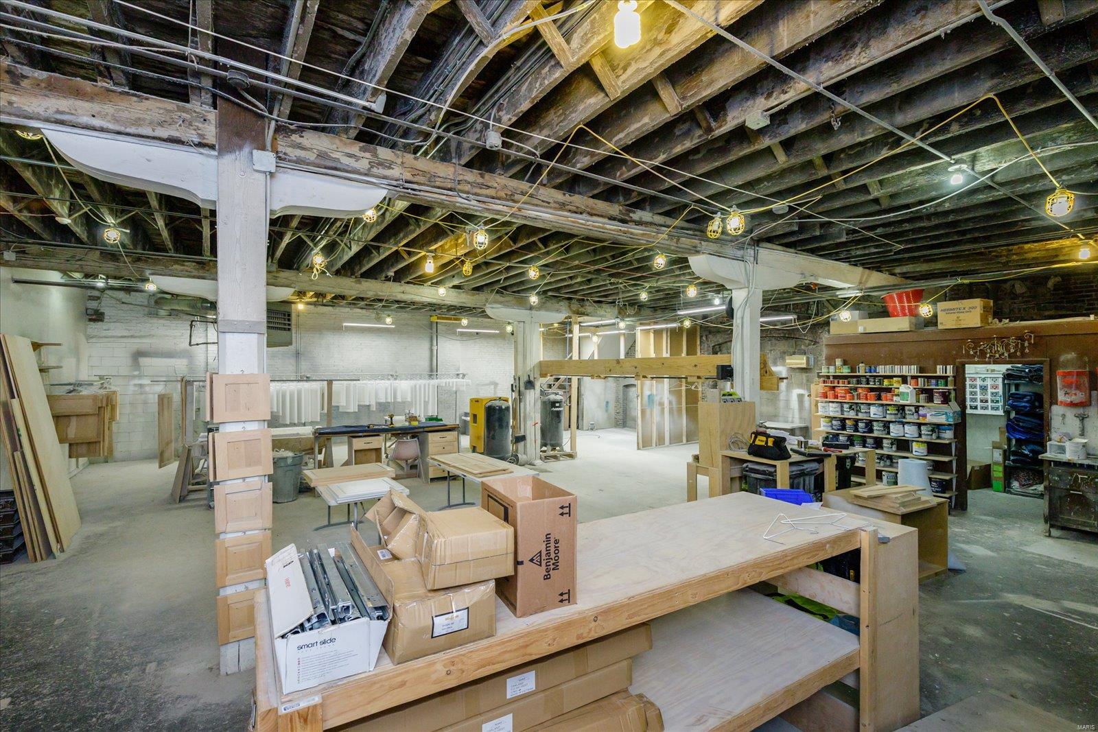 The Gate - Commercial Sale