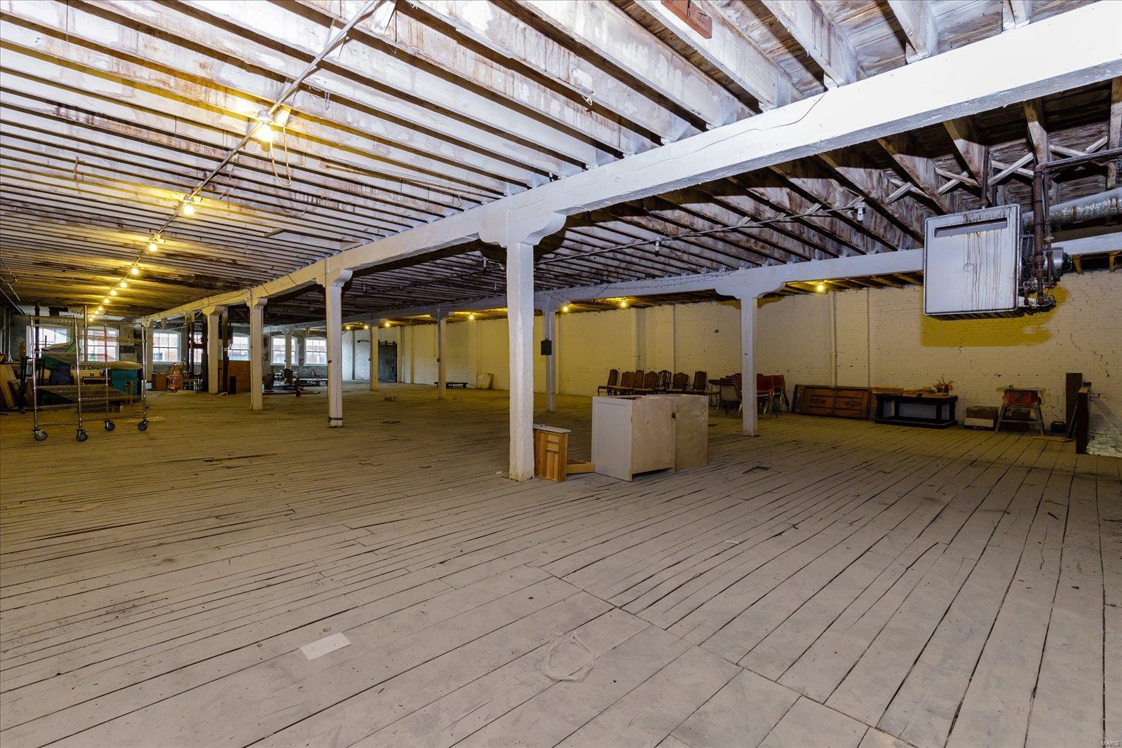 The Gate - Commercial Sale