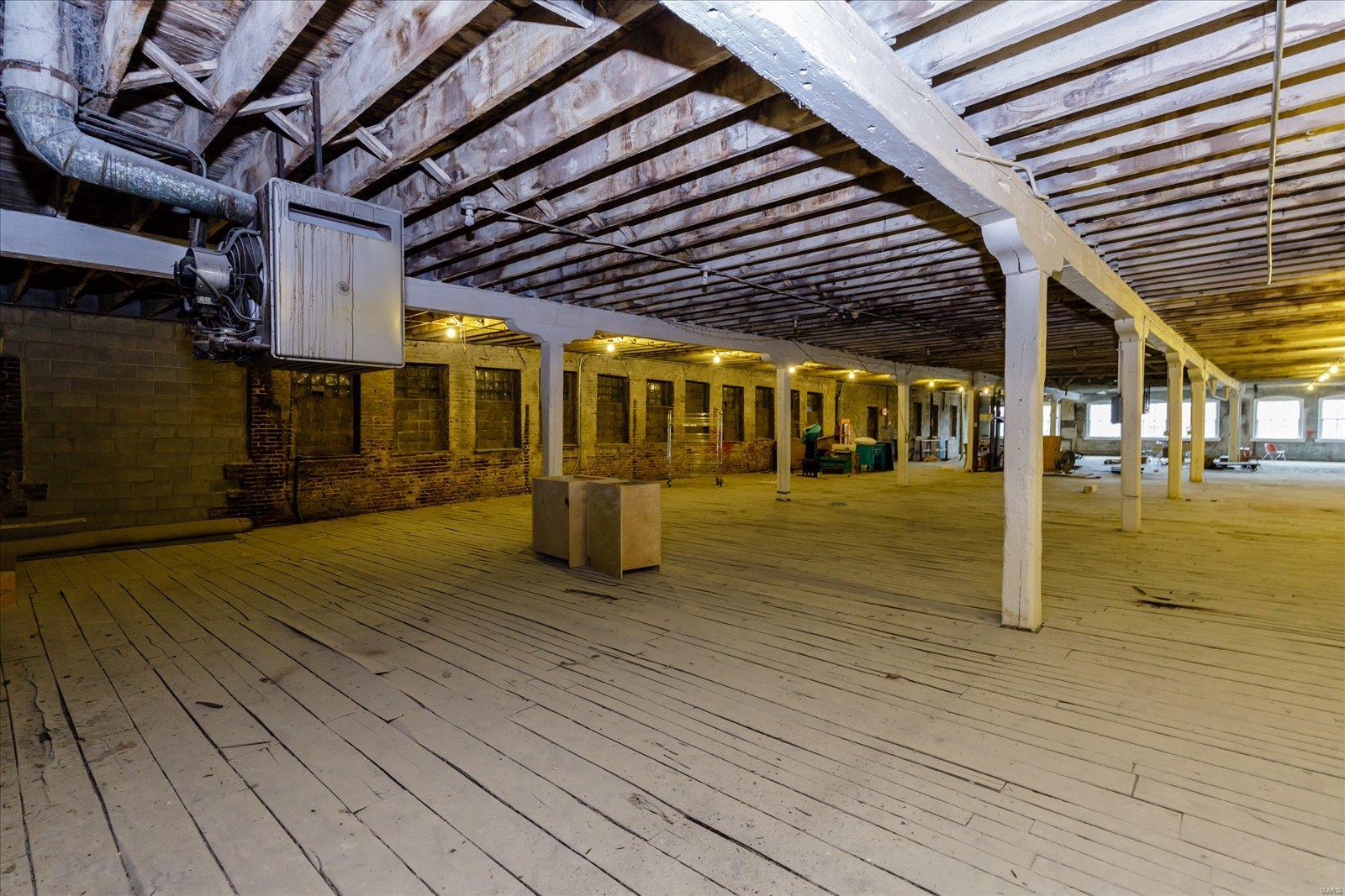 The Gate - Commercial Sale