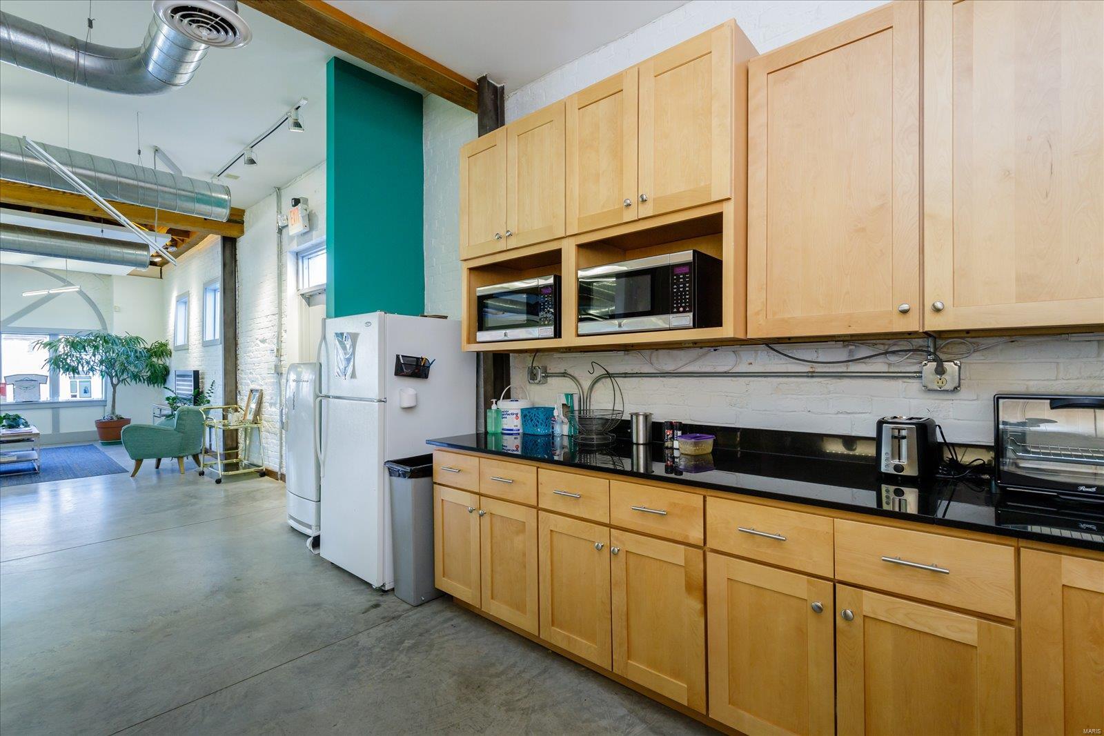 The Gate - Commercial Sale