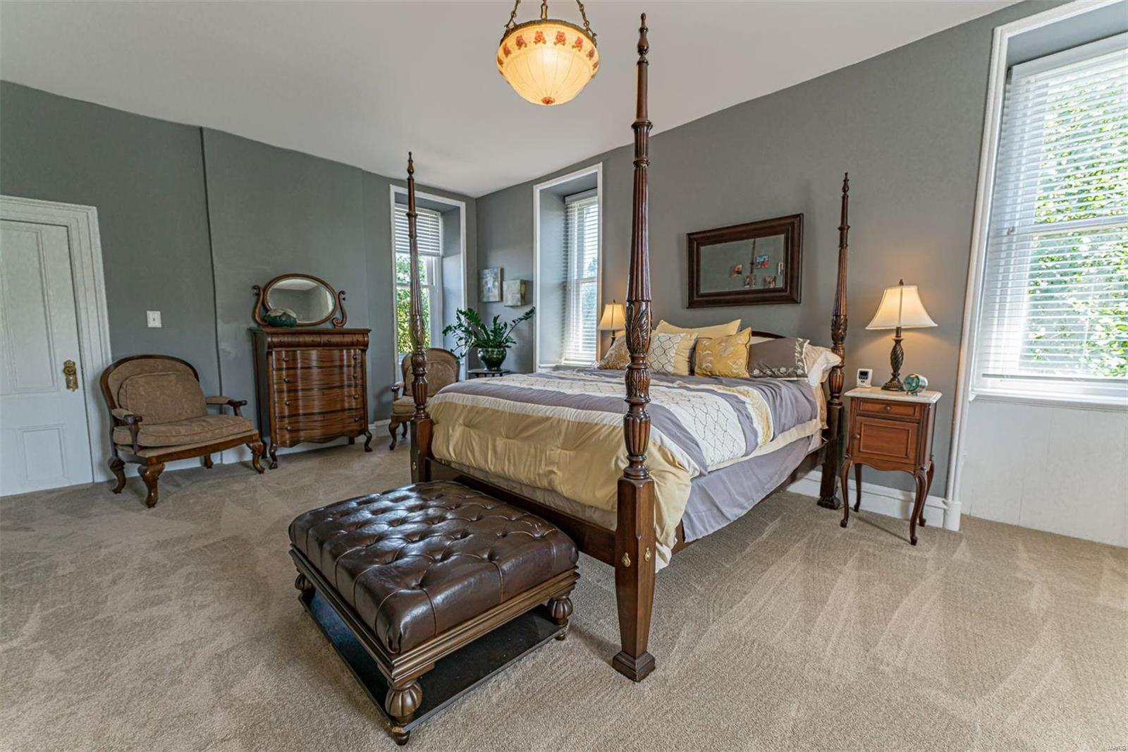 Lafayette Square - Residential