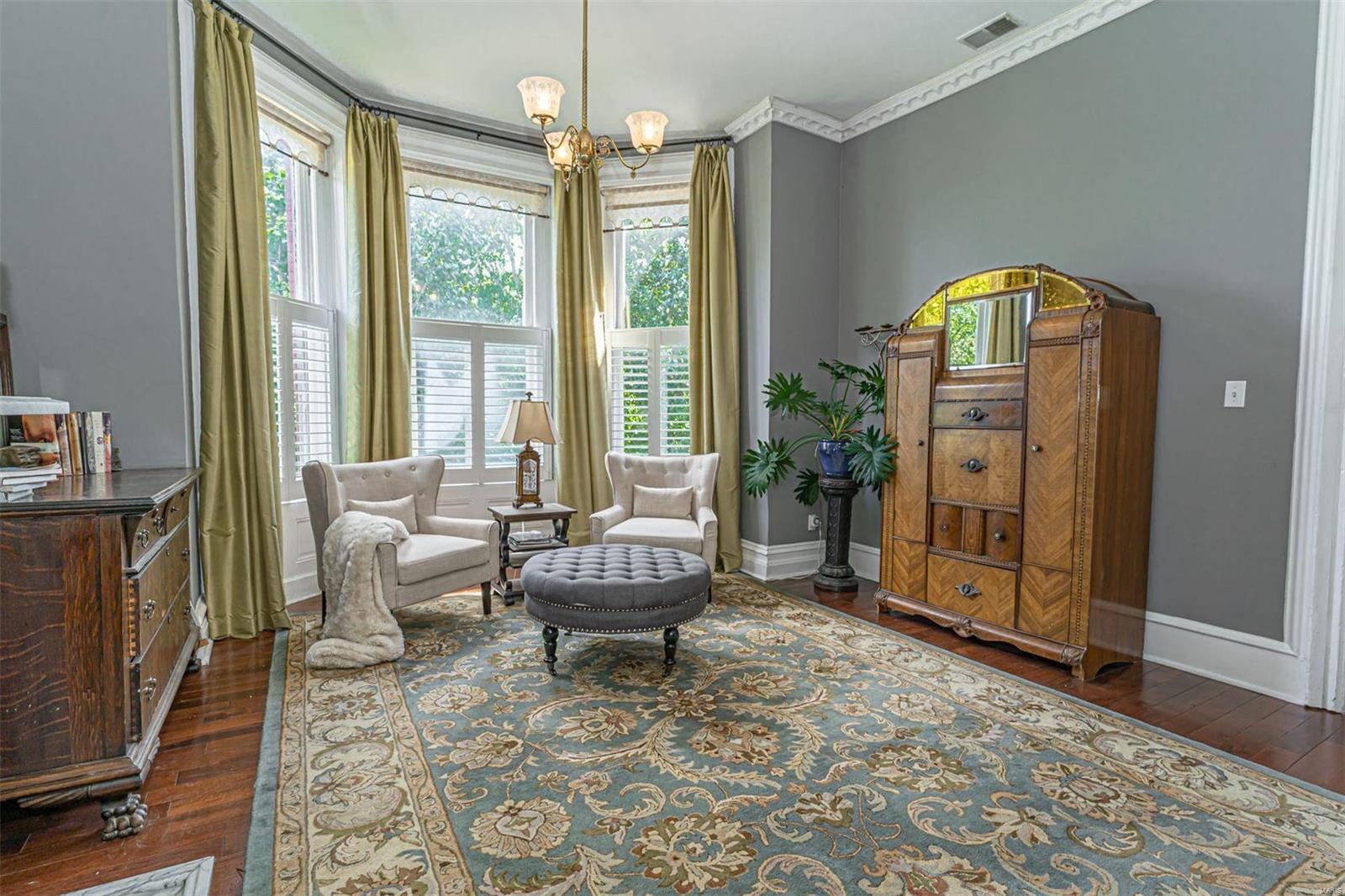 Lafayette Square - Residential