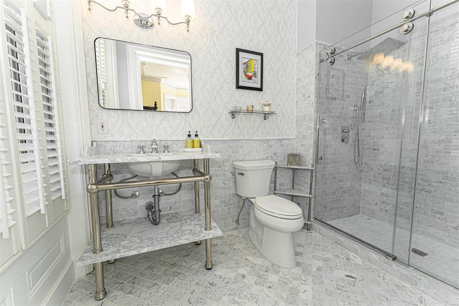 Lafayette Square - Residential