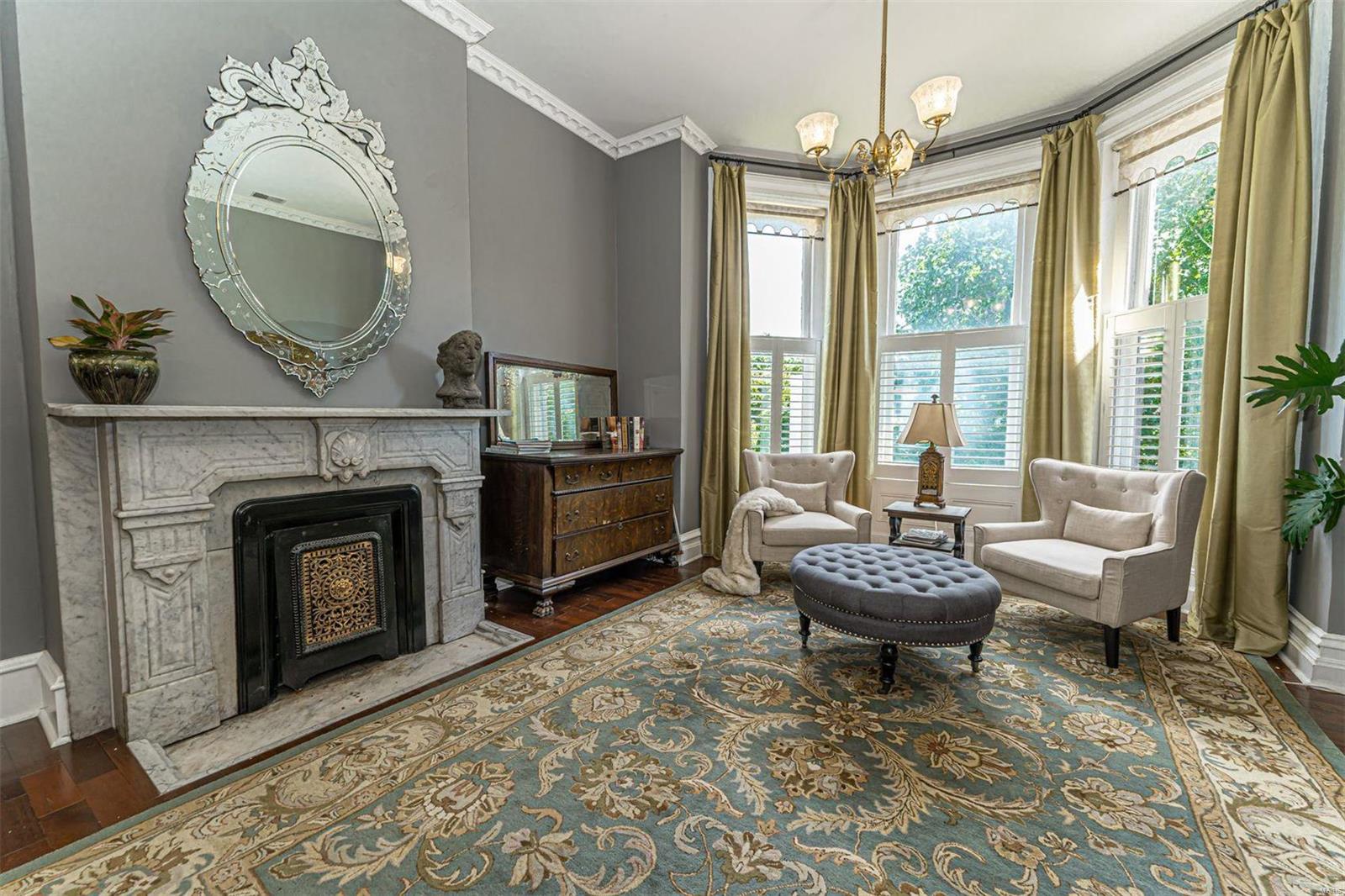 Lafayette Square - Residential