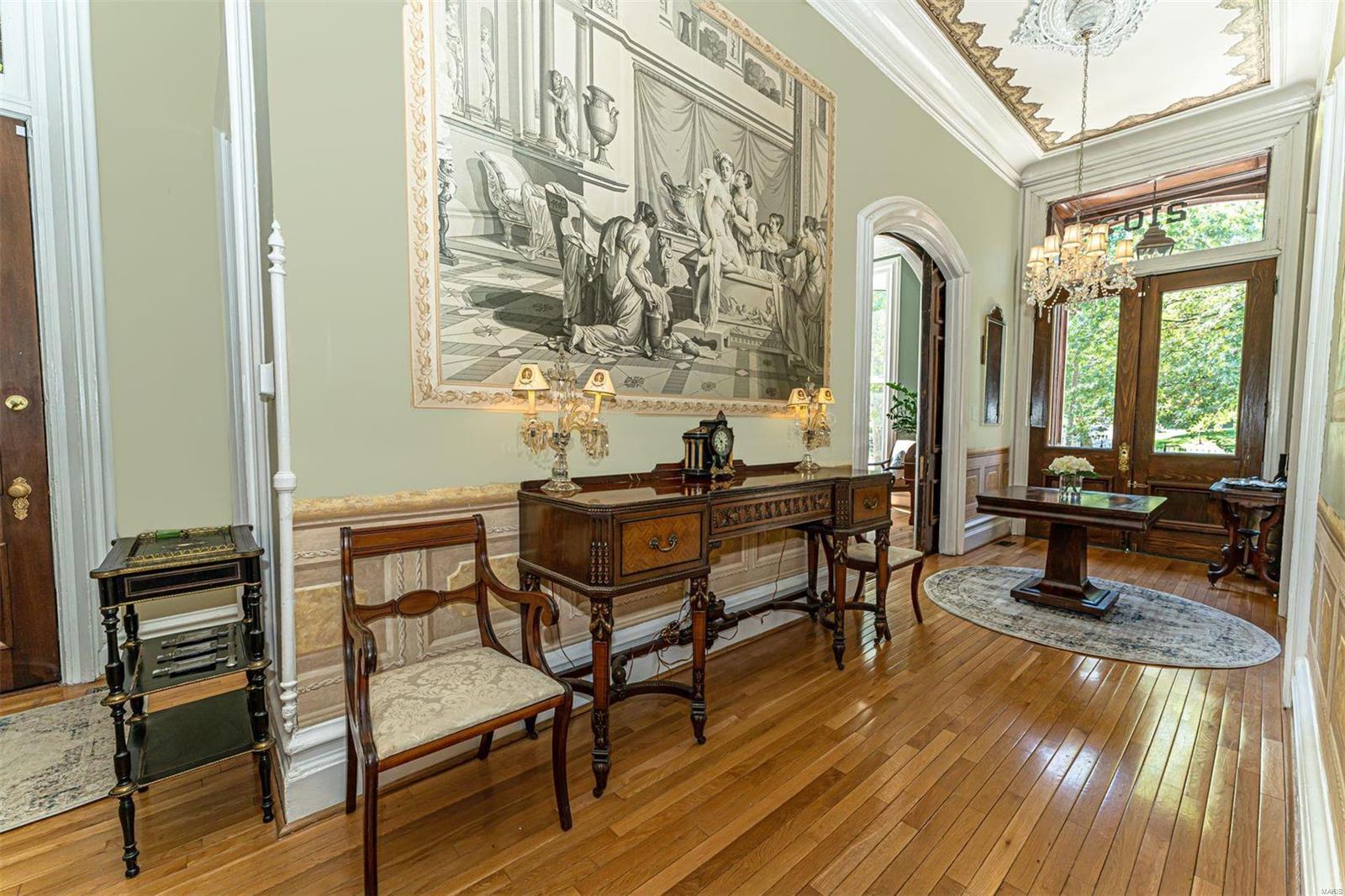 Lafayette Square - Residential