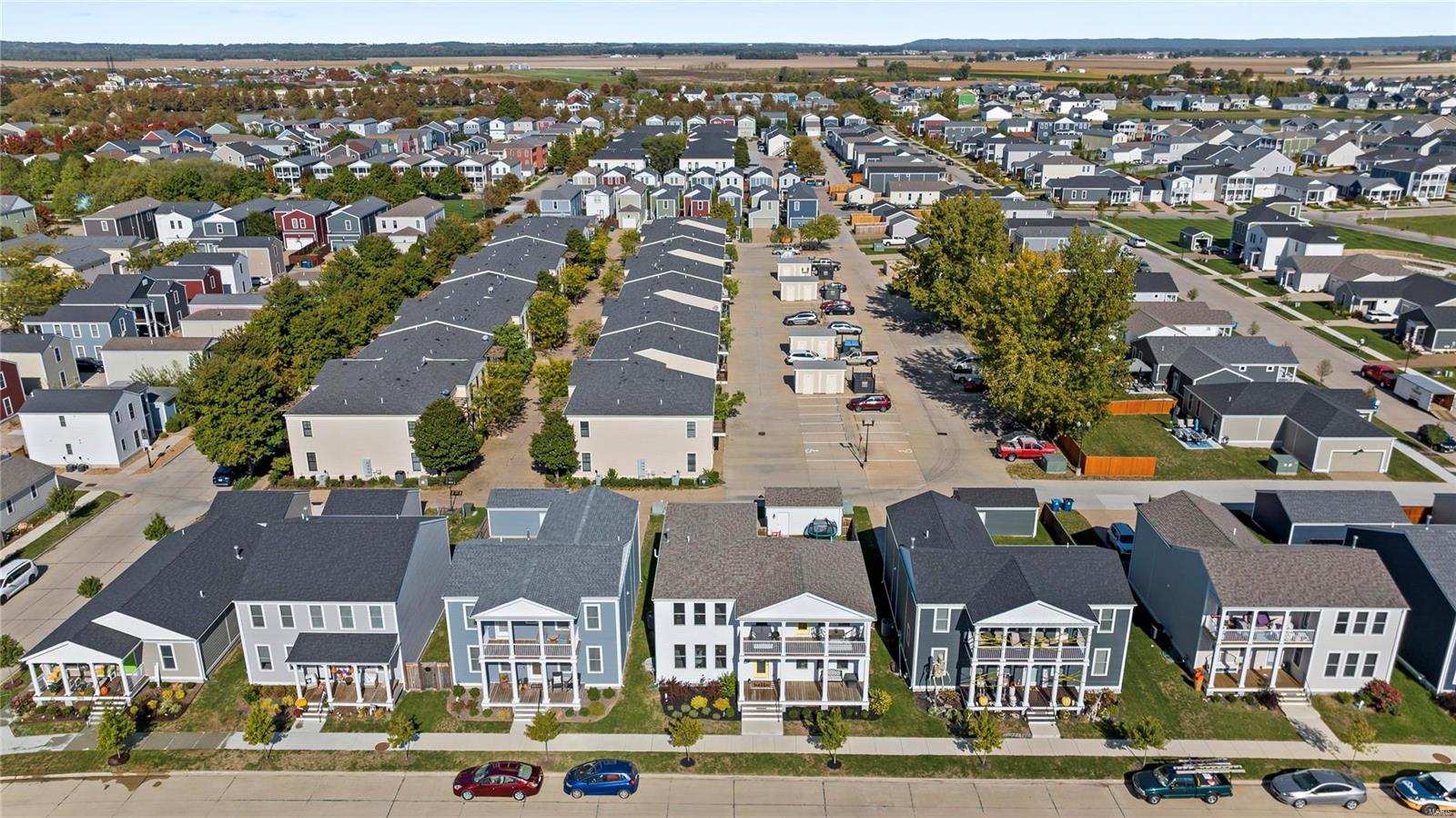 New Town At St Chas #6-N - Residential