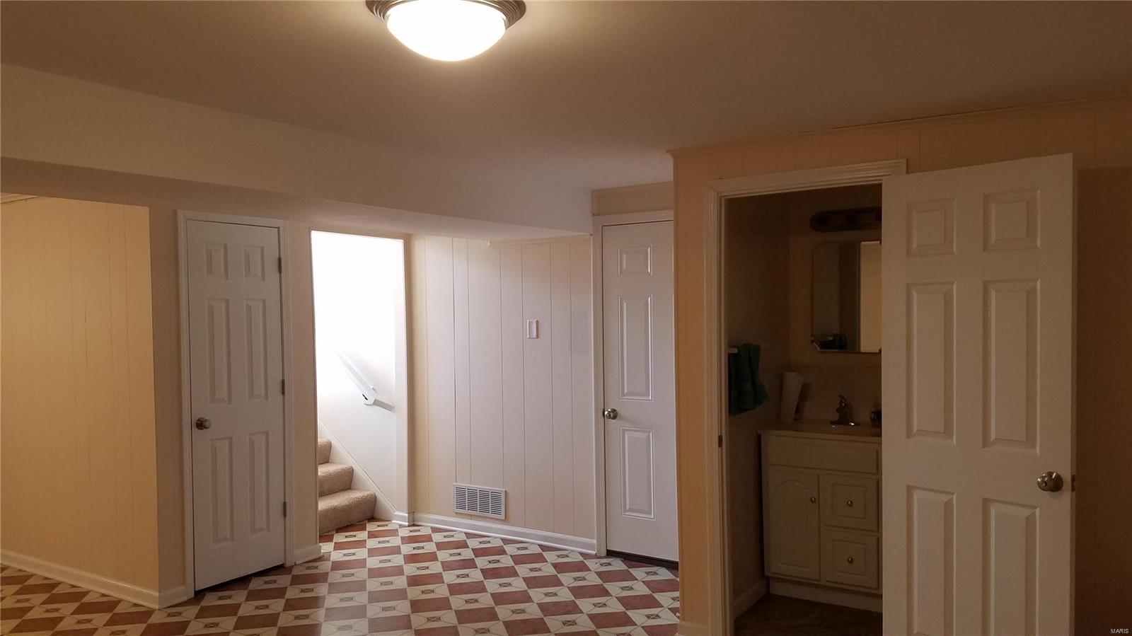 Manchester Hills - Residential Lease