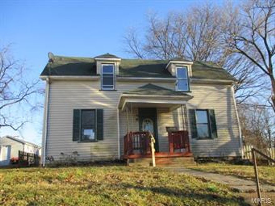 COVERED FRONT PORCH WELCOMES YOU TO THIS 1.5 STORY HOME.  ENTER INTO LIVING ROOM WHICH PROVIDES ACCESS TO MAIN FLOOR MASTER SUITE WITH FULL BATH, DINING AREA AND LARGE KITCHEN.  2 DOORS FROM KITCHEN LEAD TO LARGE DECK ON BACK OF HOME.  UPSTAIRS YOU WILL FIND 2 ADDITIONAL BEDROOMS, WASHER/DRYER HOOKUPS AND AN ADDITIONAL FULL BATH.  HOME HAS PART. FENCED BACK YARD.  TAKE A LOOK TODAY!!!  Please refer to HUDHomestore for the most recent bidding Period details and information on this property.  HUD Acquired Property. Property being sold 'AS IS'. All utilities are turned OFF. Please, use discretion when showing and bring a flashlight. SpecialListingConditions: Foreclosure