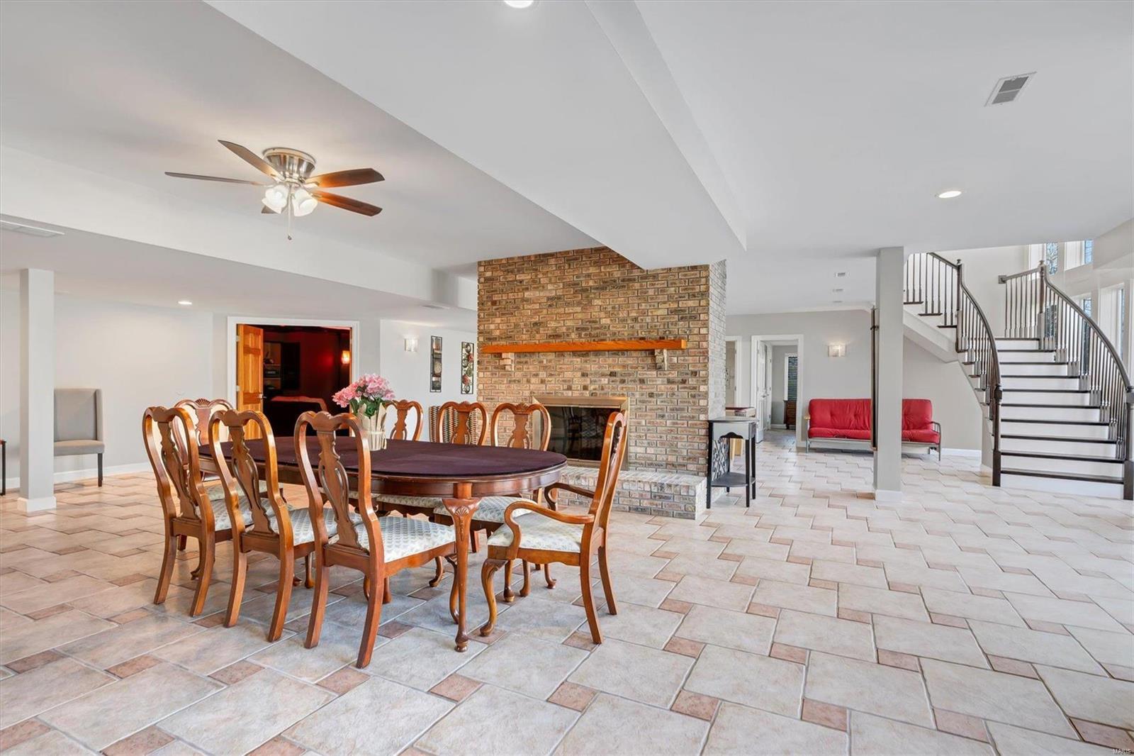 Mytyk Sub/Rosewind - Residential