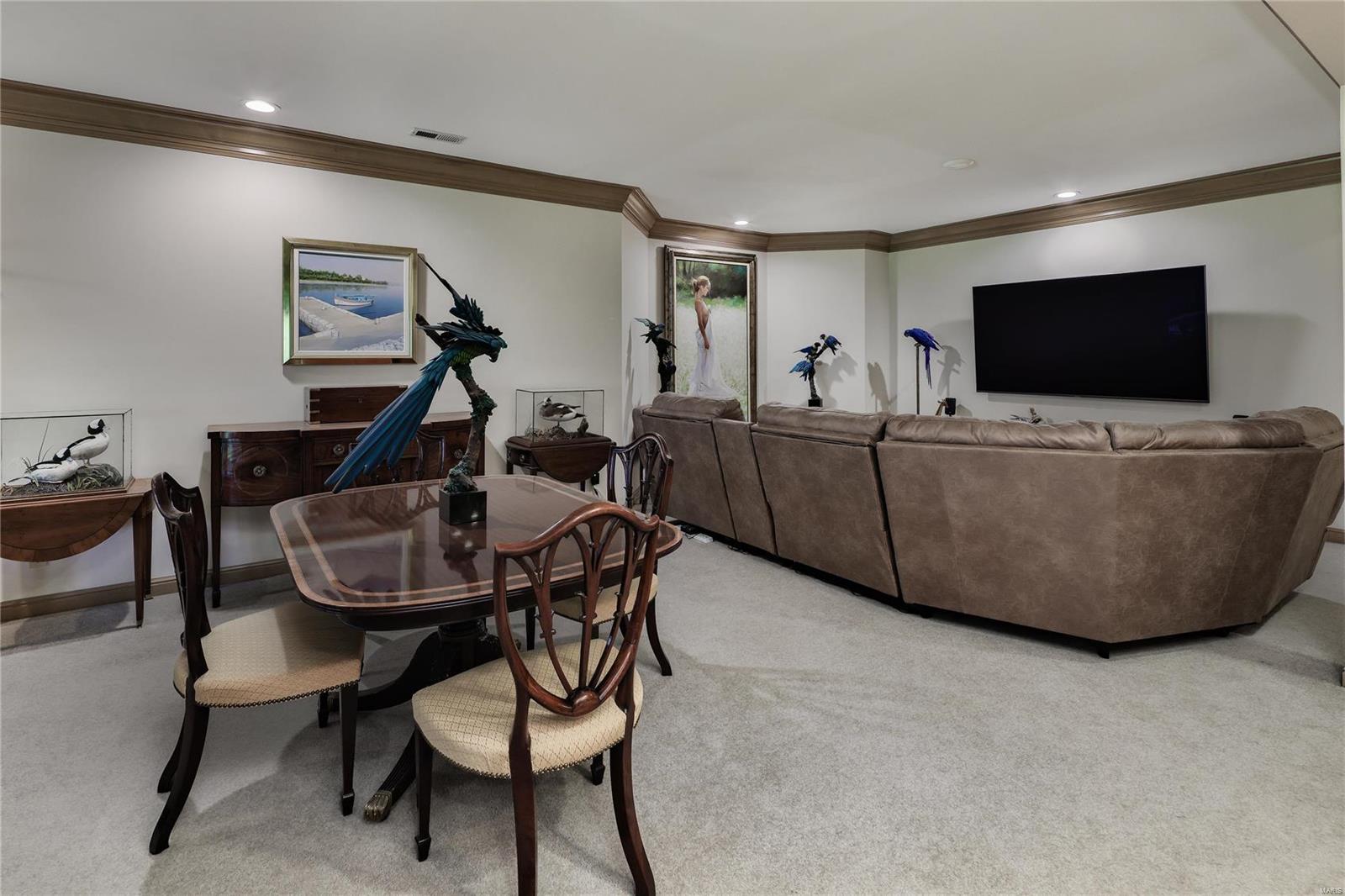 Carlyle One - Residential