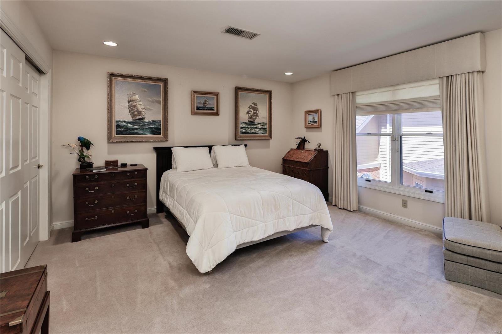 Carlyle One - Residential