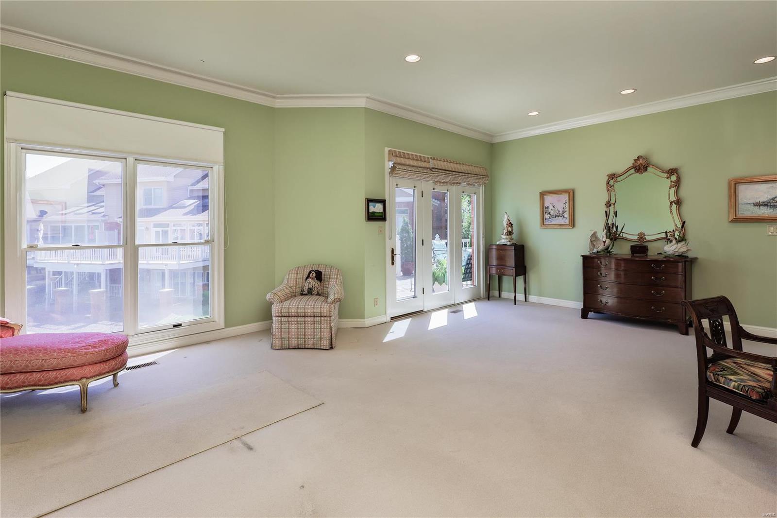 Carlyle One - Residential