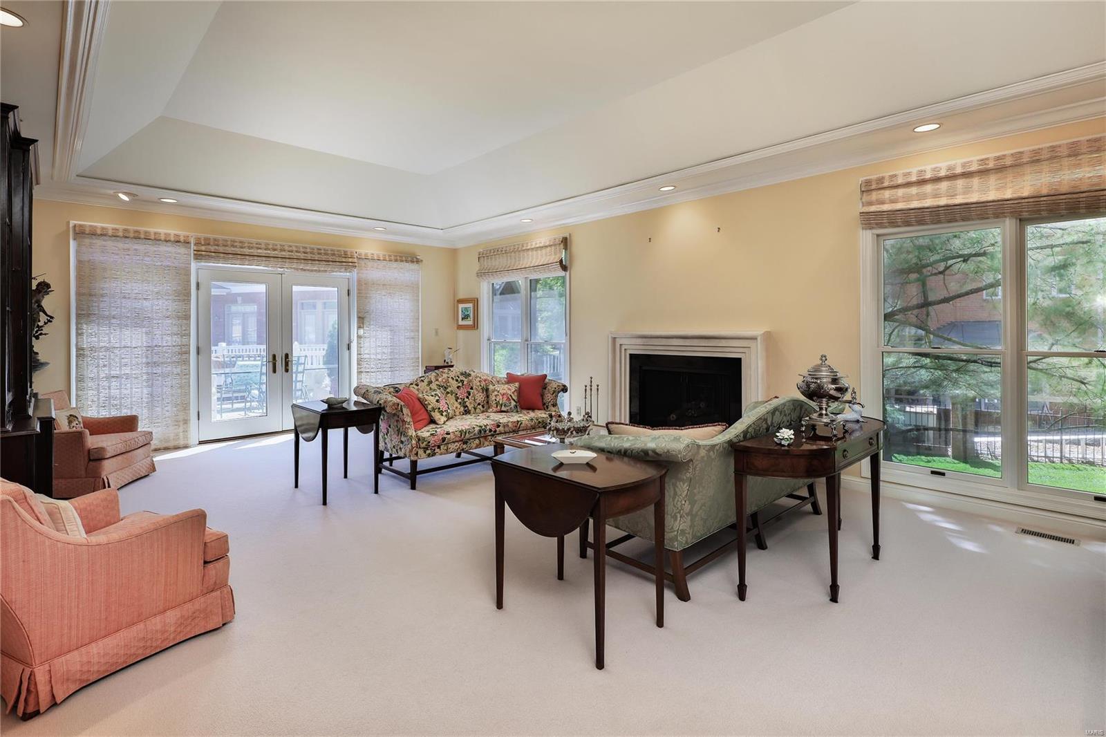 Carlyle One - Residential