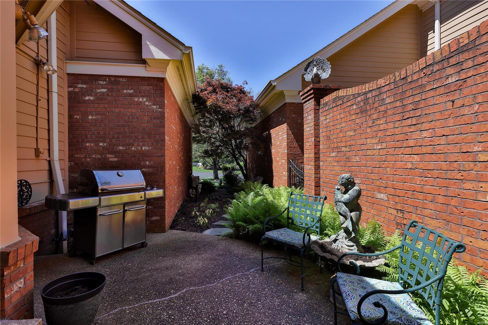 Carlyle One - Residential