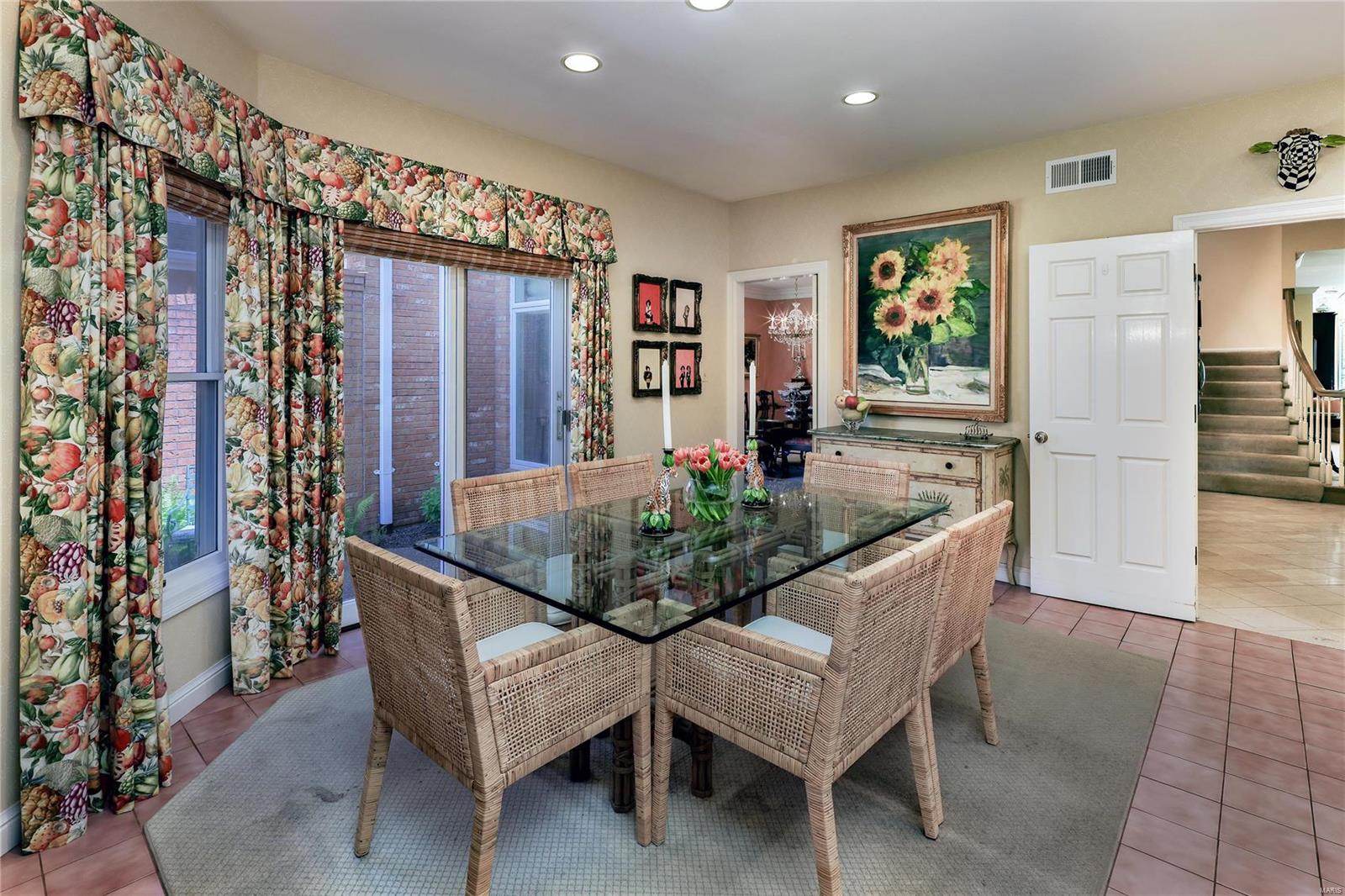 Carlyle One - Residential