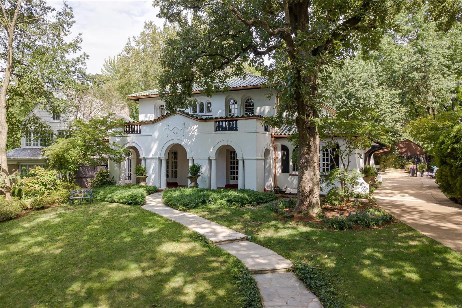 University Hills - Residential