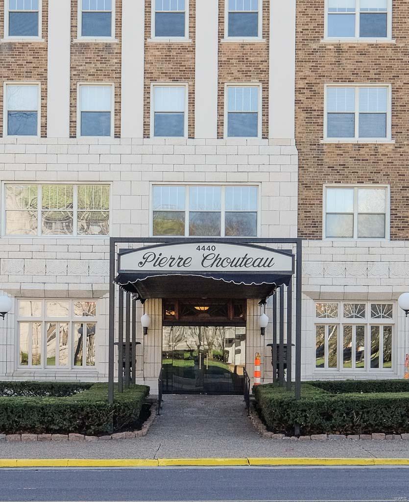Pierre Chouteau Condo - Residential