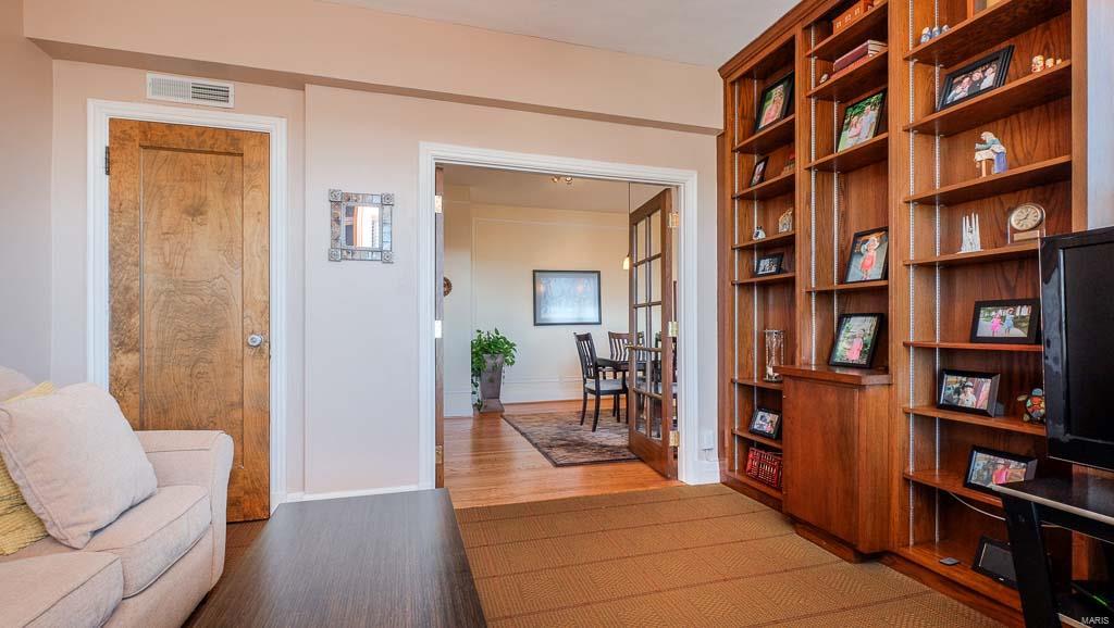 Pierre Chouteau Condo - Residential