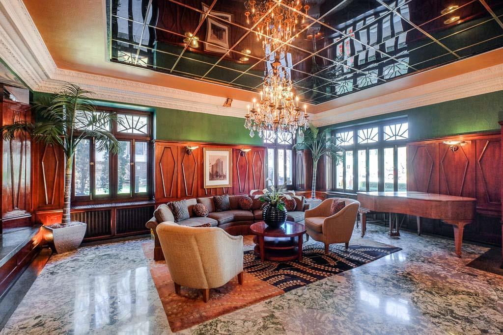 Pierre Chouteau Condo - Residential