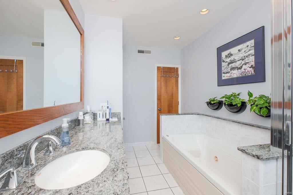 Pierre Chouteau Condo - Residential