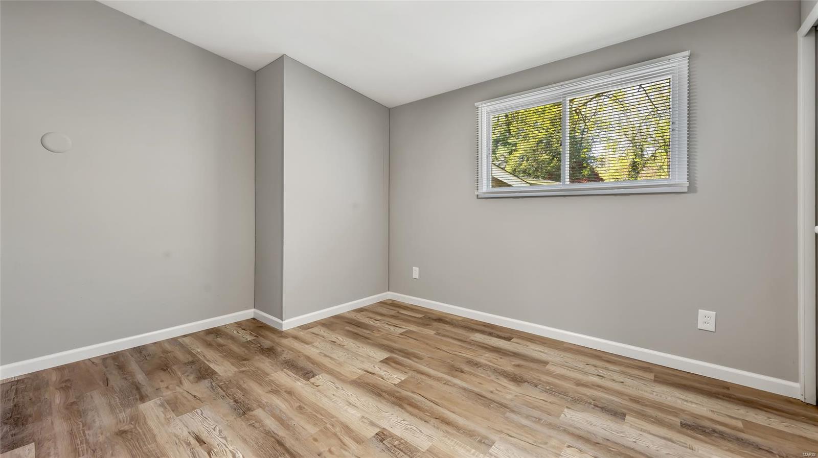 Florissant, Missouri 63033, United States, 3 Bedrooms Bedrooms, ,2 BathroomsBathrooms,Residential,Active,94440