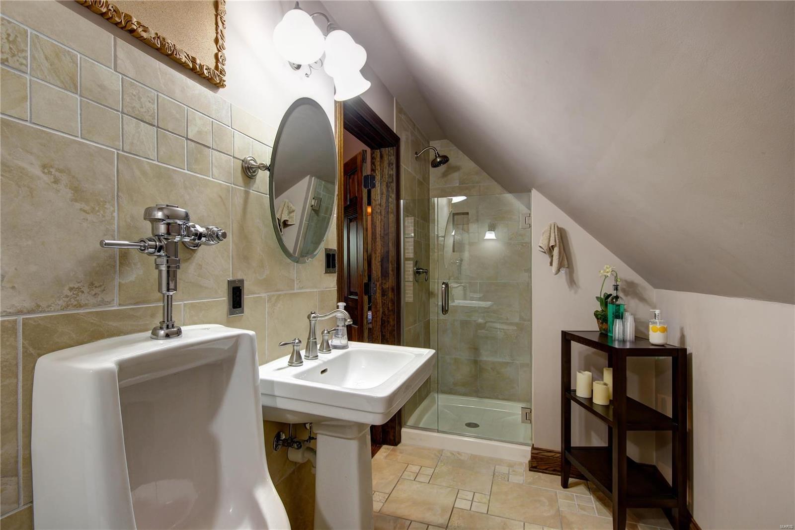 Lindells Add 02 - Residential