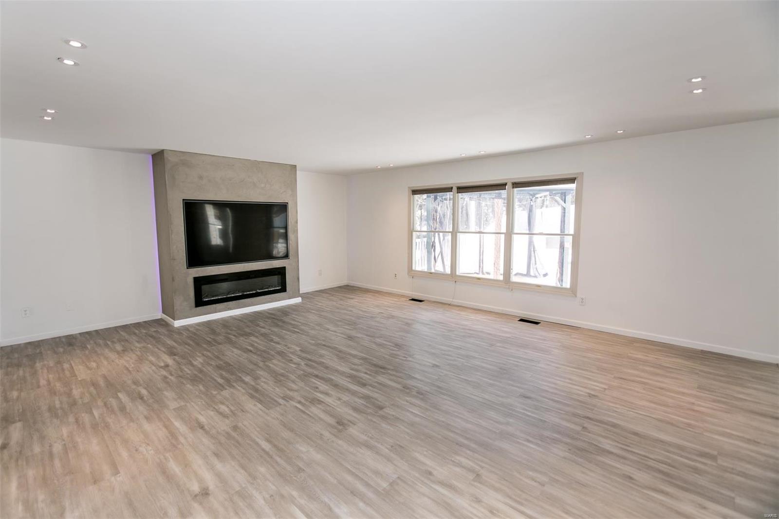 Emerald Place #1 - Residential Lease