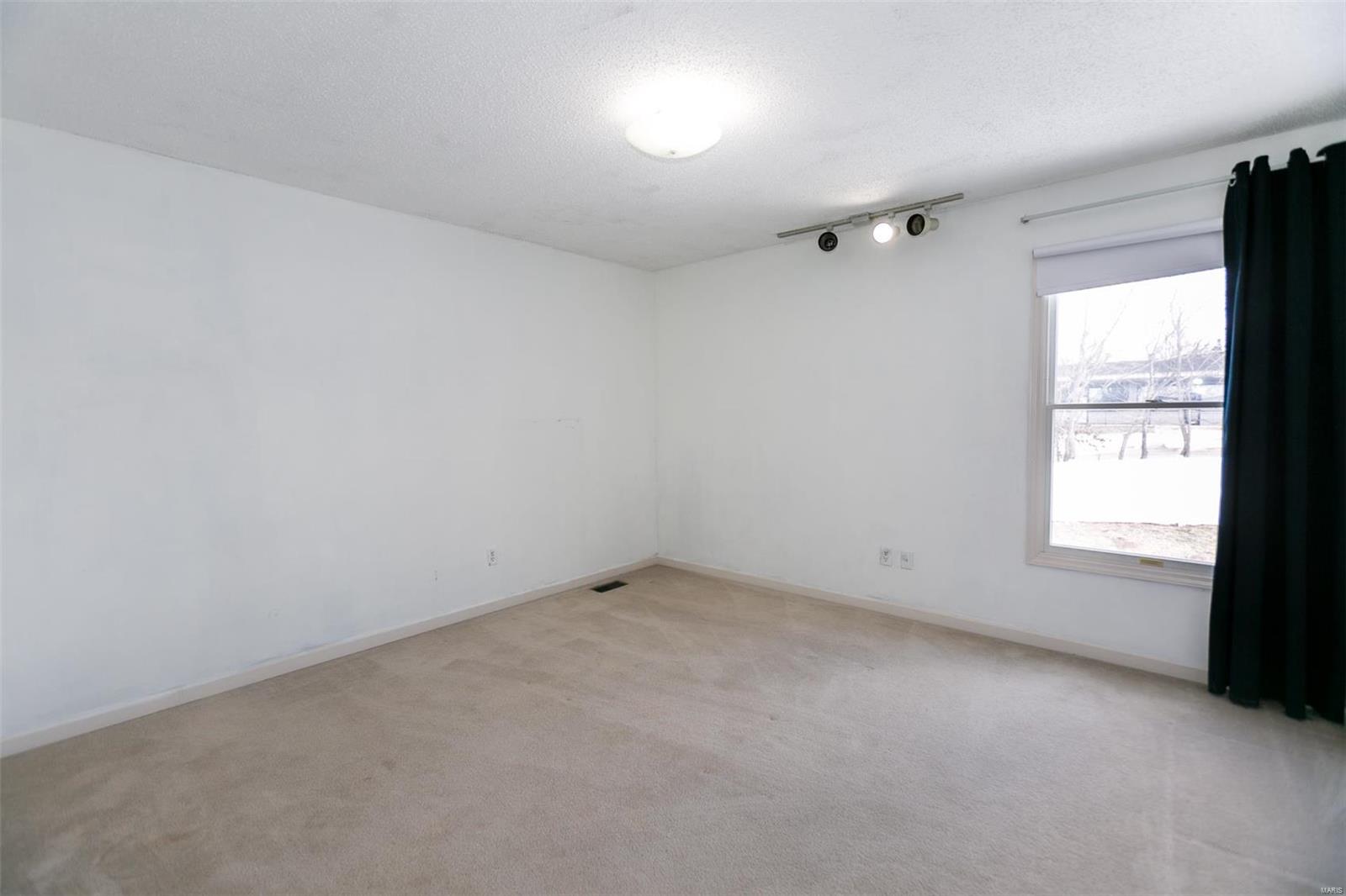 Emerald Place #1 - Residential Lease