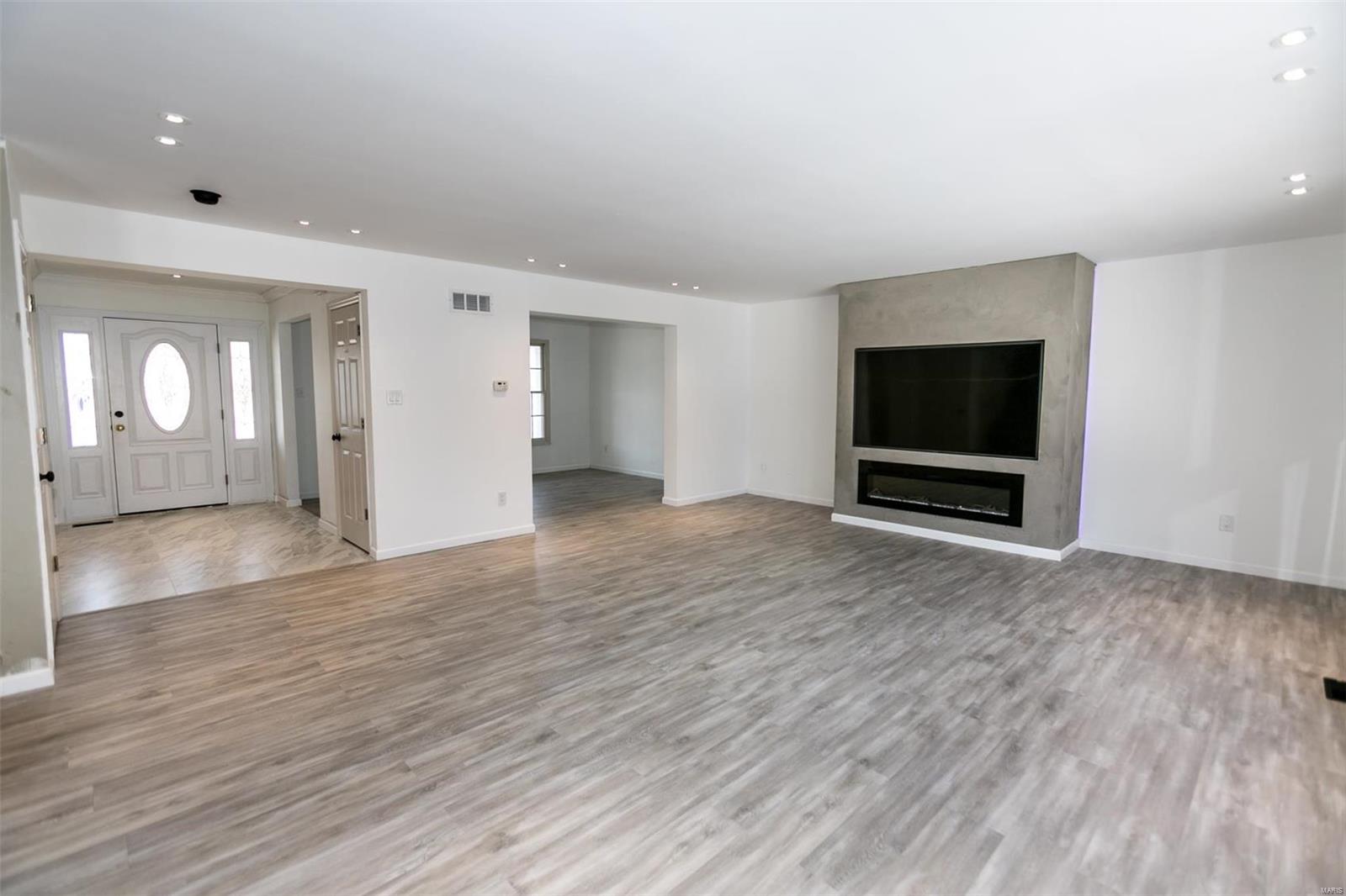 Emerald Place #1 - Residential Lease