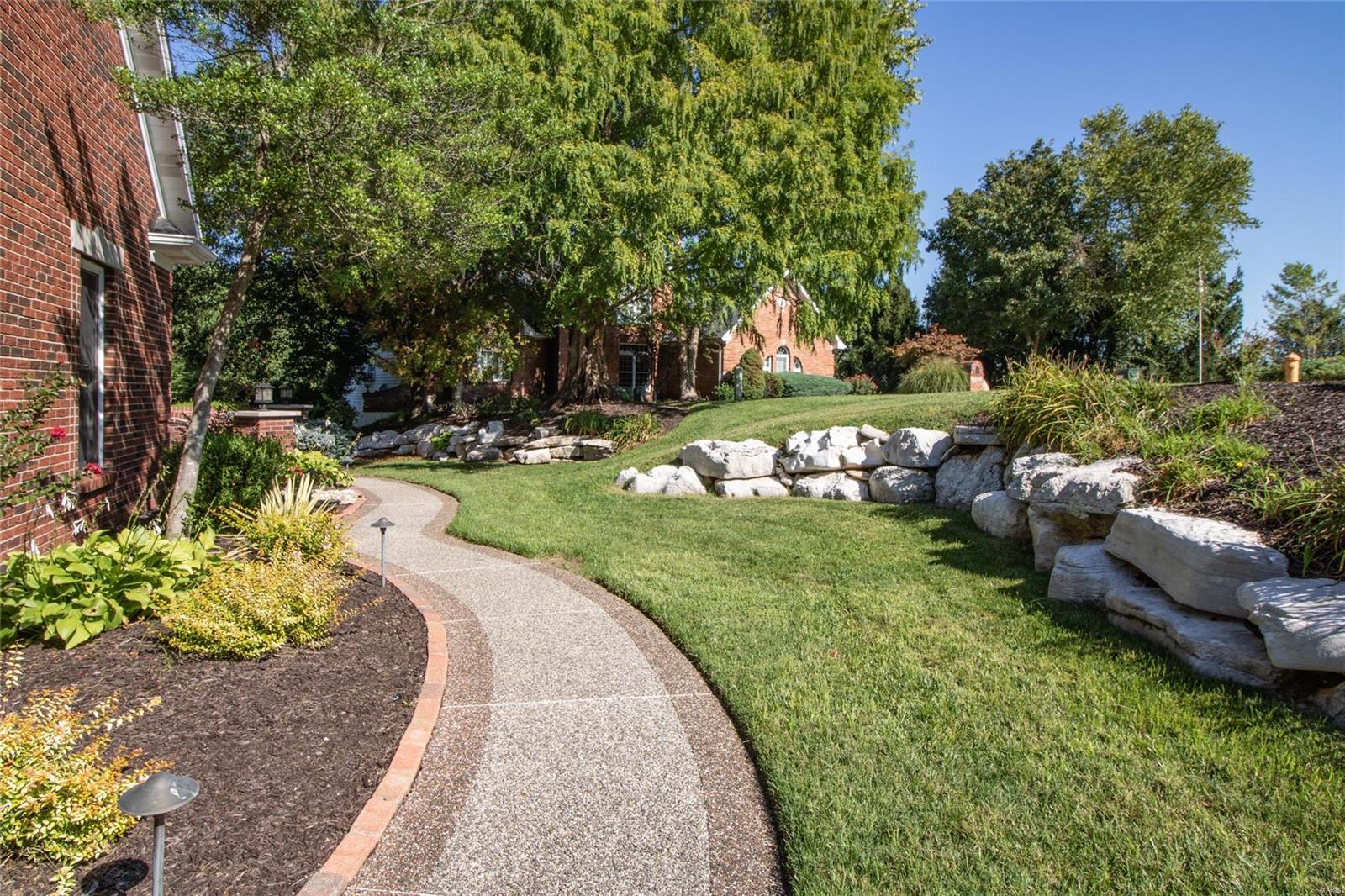 Keller Manor - Residential