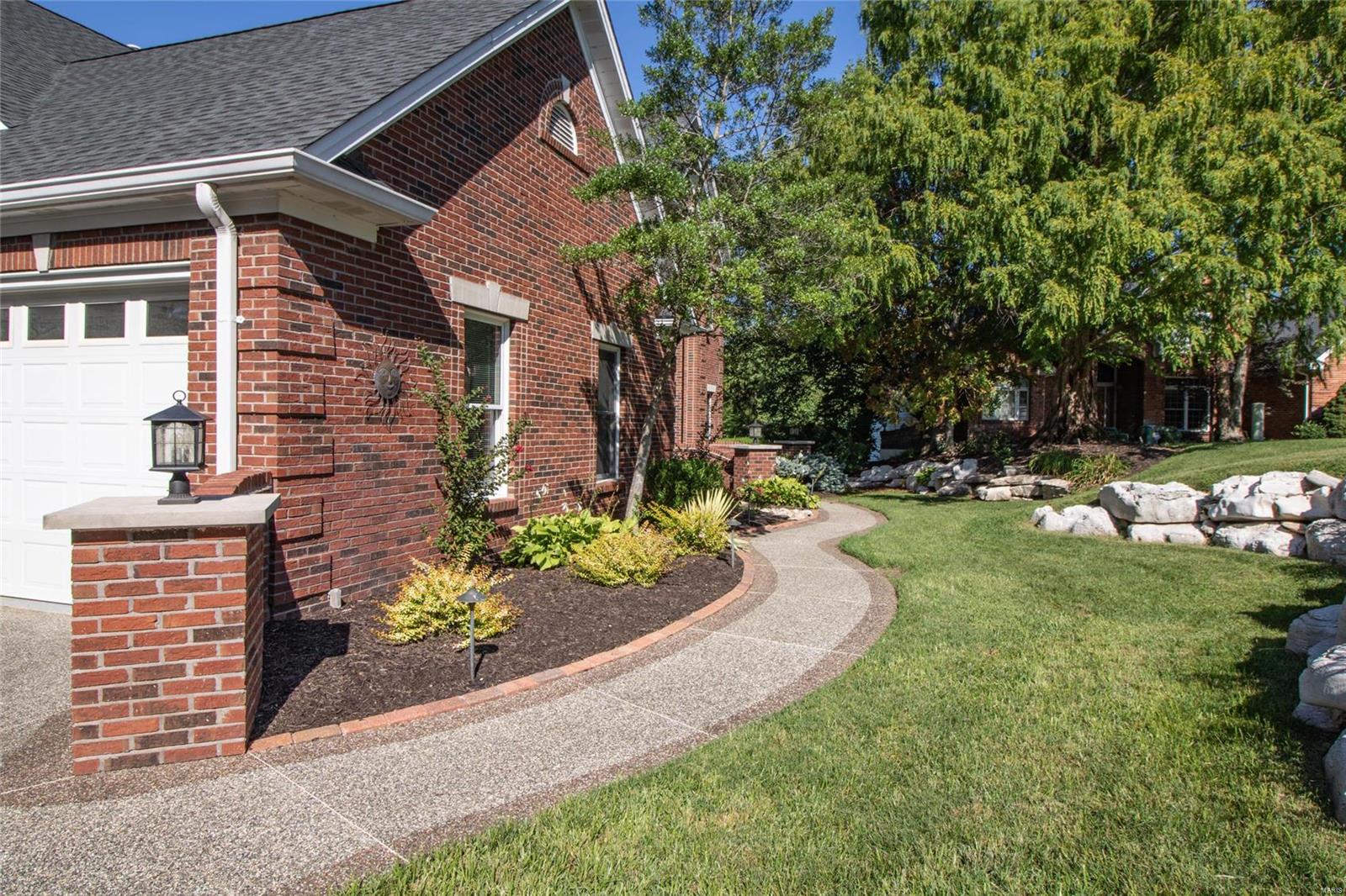 Keller Manor - Residential