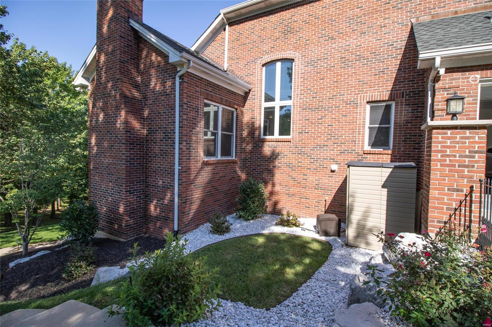 Keller Manor - Residential