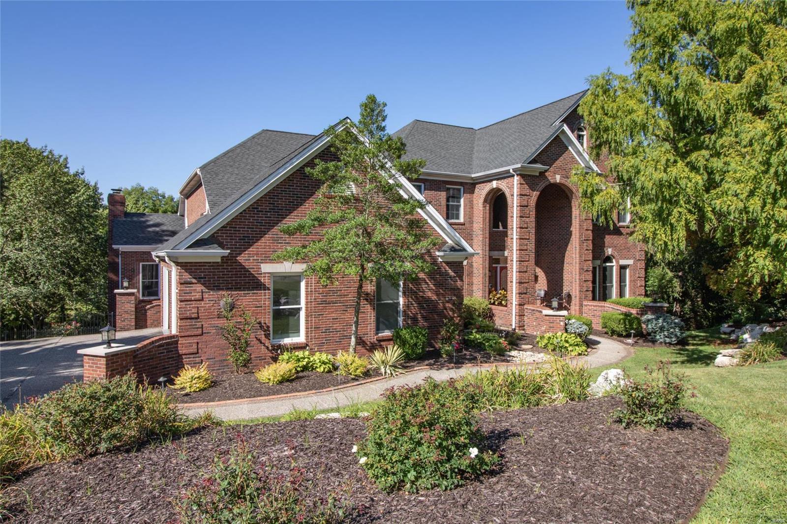 Keller Manor - Residential