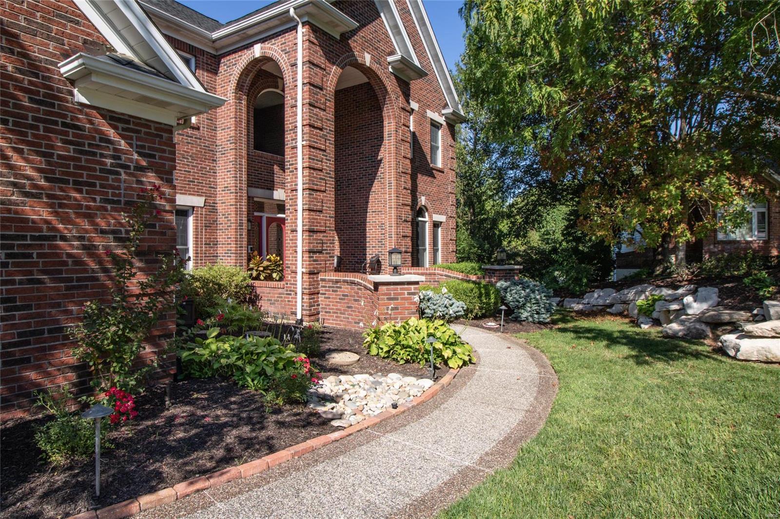 Keller Manor - Residential